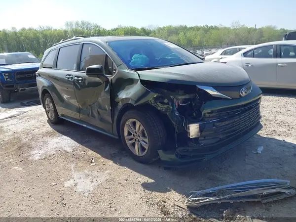 5TDJSKFC5SS215319 2025 TOYOTA SIENNA - Image 1