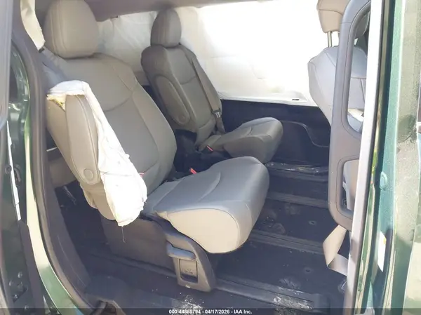 5TDJSKFC5SS215319 2025 TOYOTA SIENNA - Image 8