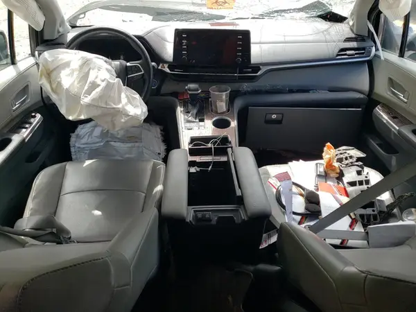 5TDJSKFC6MS034488 2021 TOYOTA SIENNA - Image 8