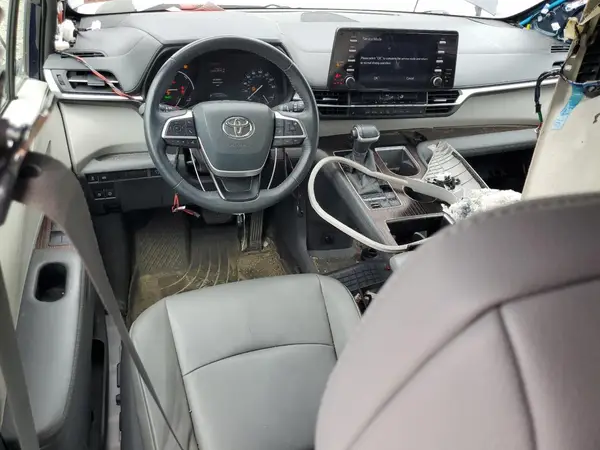 5TDJSKFC6MS035852 2021 TOYOTA SIENNA - Image 8