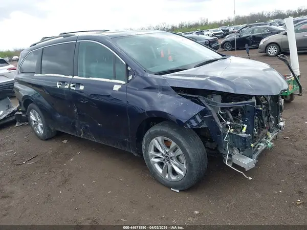 5TDJSKFC6NS062132 2022 TOYOTA SIENNA - Image 1