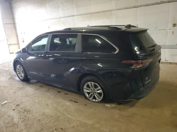 5TDJSKFC6SS172710 2025 TOYOTA SIENNA - Image 2