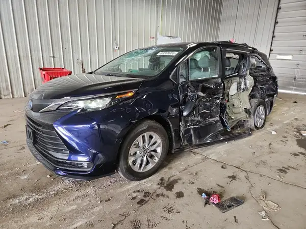 5TDJSKFC6SS177597 2025 TOYOTA SIENNA - Image 1