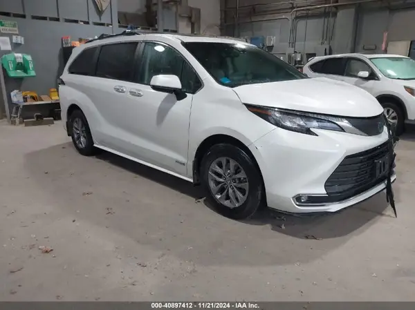 5TDJSKFC7MS011947 2021 TOYOTA SIENNA - Image 1