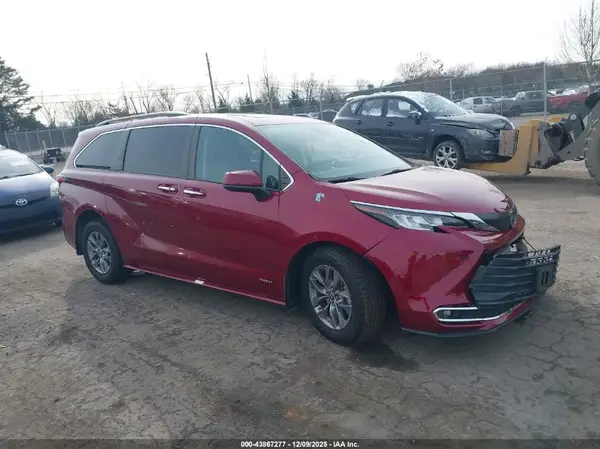 5TDJSKFC7MS015027 2021 TOYOTA SIENNA - Image 1