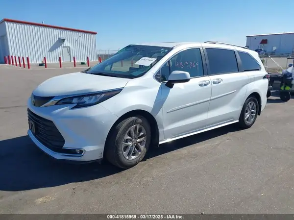 5TDJSKFC7NS058980 2022 TOYOTA SIENNA - Image 2