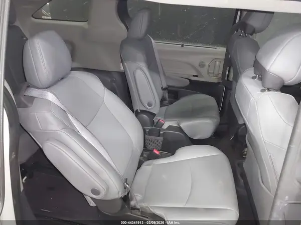 5TDJSKFC7RS148166 2024 TOYOTA SIENNA - Image 8