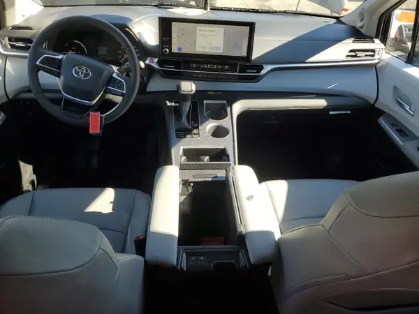 5TDJSKFC7SS164549 2025 TOYOTA SIENNA - Image 8