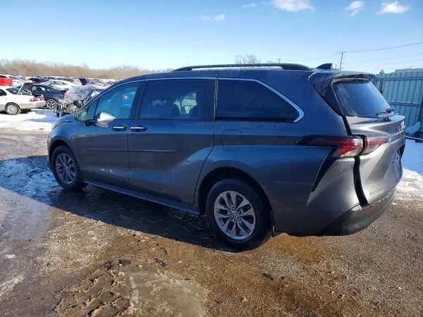 5TDJSKFC7SS203074 2025 TOYOTA SIENNA - Image 2