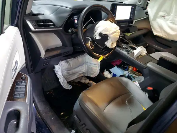 5TDJSKFC8MS008992 2021 TOYOTA SIENNA - Image 8