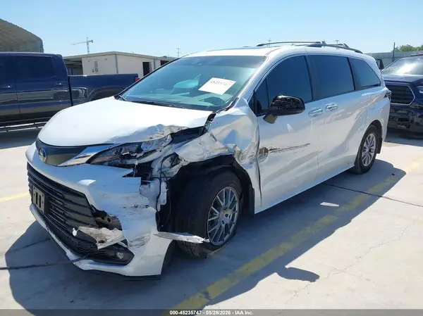 5TDJSKFC8SS156038 2025 TOYOTA SIENNA - Image 2