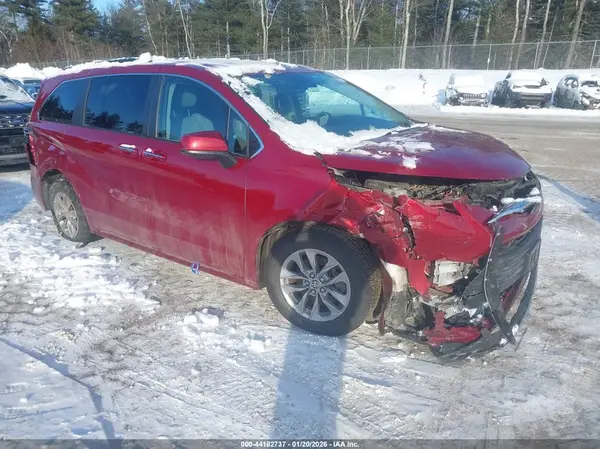 5TDJSKFC9NS048709 2022 TOYOTA SIENNA - Image 1