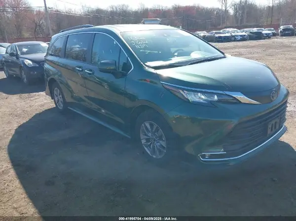 5TDJSKFC9PS095810 2023 TOYOTA SIENNA - Image 1