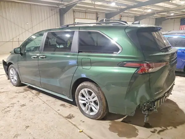 5TDJSKFC9SS158607 2025 TOYOTA SIENNA - Image 2