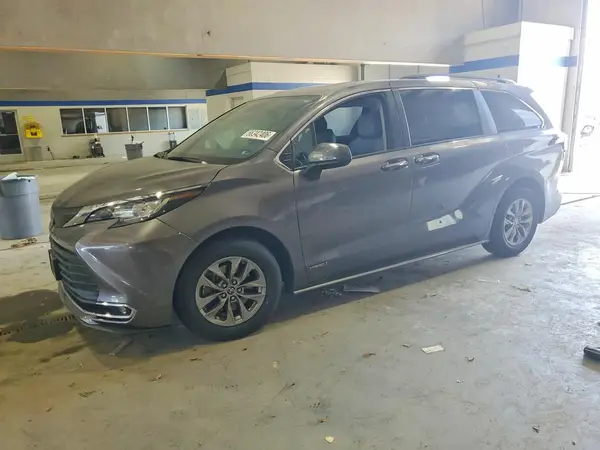 5TDJSKFCXMS007892 2021 TOYOTA SIENNA - Image 1