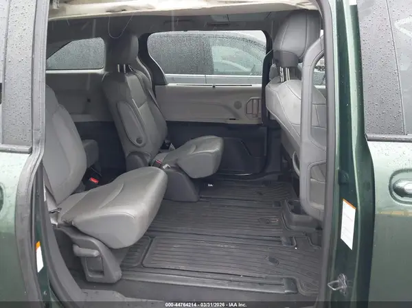 5TDJSKFCXMS034459 2021 TOYOTA SIENNA - Image 8