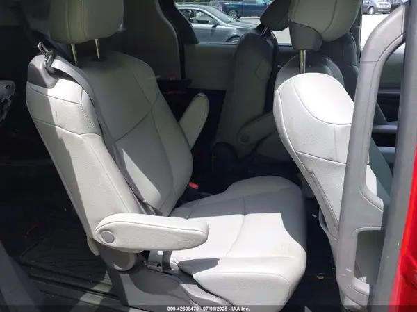 5TDJSKFCXNS059539 2022 TOYOTA SIENNA - Image 8
