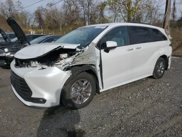 5TDJSKFCXSS165288 2025 TOYOTA SIENNA - Image 1