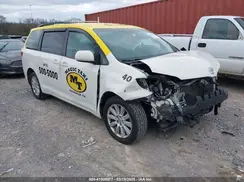 5TDJZ3DC0HS162896 2017 TOYOTA SIENNA