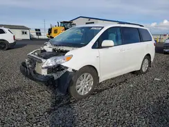 5TDJZ3DC0HS182033 2017 TOYOTA SIENNA