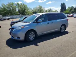 5TDJZ3DC0HS186762 2017 TOYOTA SIENNA