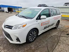 5TDJZ3DC0JS204859 2018 TOYOTA SIENNA