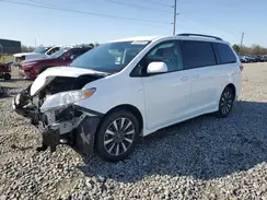 5TDJZ3DC0JS209656 2018 TOYOTA SIENNA