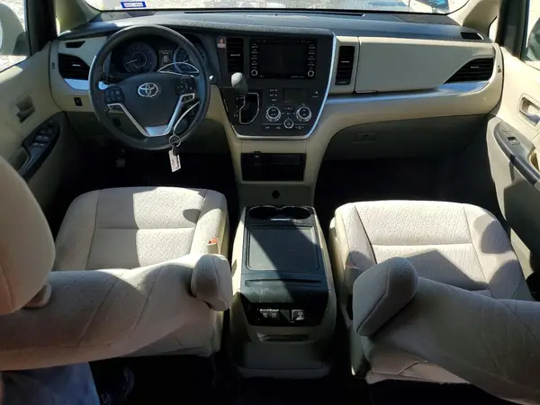 5TDJZ3DC0LS237833 2020 TOYOTA SIENNA - Image 8