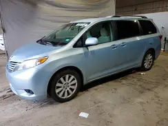 5TDJZ3DC1HS181831 2017 TOYOTA SIENNA