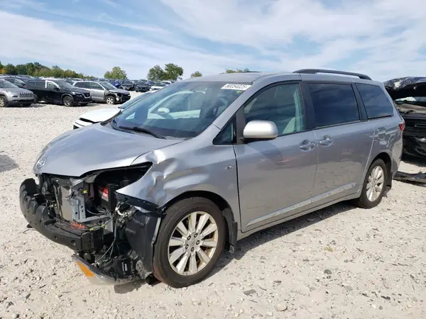 5TDJZ3DC2HS153357 2017 TOYOTA SIENNA - Image 1