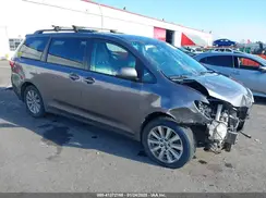 5TDJZ3DC2HS154993 2017 TOYOTA SIENNA
