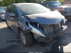 5TDJZ3DC2HS174595 2017 TOYOTA SIENNA