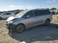 5TDJZ3DC2JS198482 2018 TOYOTA SIENNA