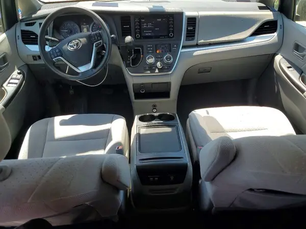 5TDJZ3DC2LS242368 2020 TOYOTA SIENNA - Image 8