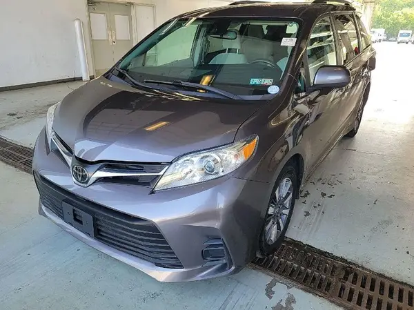 5TDJZ3DC2LS251216 2020 TOYOTA SIENNA - Image 8