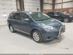 5TDJZ3DC3HS157207 2017 TOYOTA SIENNA