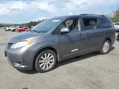 5TDJZ3DC3HS166294 2017 TOYOTA SIENNA