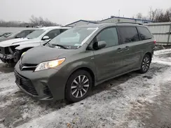5TDJZ3DC3JS201888 2018 TOYOTA SIENNA