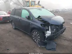 5TDJZ3DC3JS202863 2018 TOYOTA SIENNA