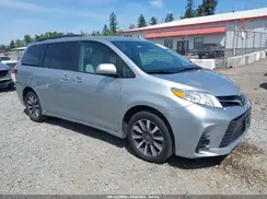 5TDJZ3DC3KS224136 2019 TOYOTA SIENNA