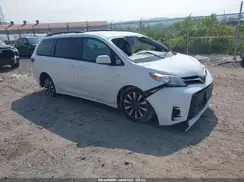 5TDJZ3DC4KS215106 2019 TOYOTA SIENNA