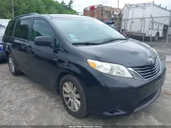 5TDJZ3DC5HS160965 2017 TOYOTA SIENNA