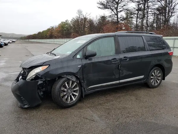 5TDJZ3DC5KS219388 2019 TOYOTA SIENNA - Image 1