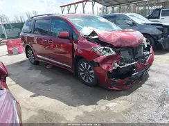 5TDJZ3DC5KS221318 2019 TOYOTA SIENNA