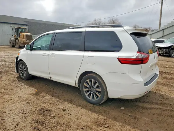 5TDJZ3DC5LS244874 2020 TOYOTA SIENNA - Image 2
