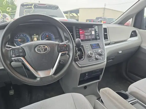 5TDJZ3DC5LS251503 2020 TOYOTA SIENNA - Image 8