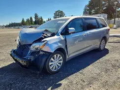 5TDJZ3DC6HS182179 2017 TOYOTA SIENNA