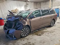 5TDJZ3DC6JS206809 2018 TOYOTA SIENNA