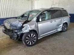 5TDJZ3DC6KS212840 2019 TOYOTA SIENNA