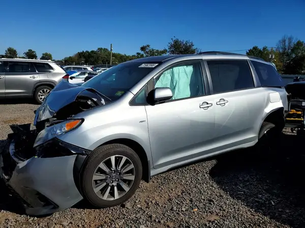 5TDJZ3DC6KS222364 2019 TOYOTA SIENNA - Image 1